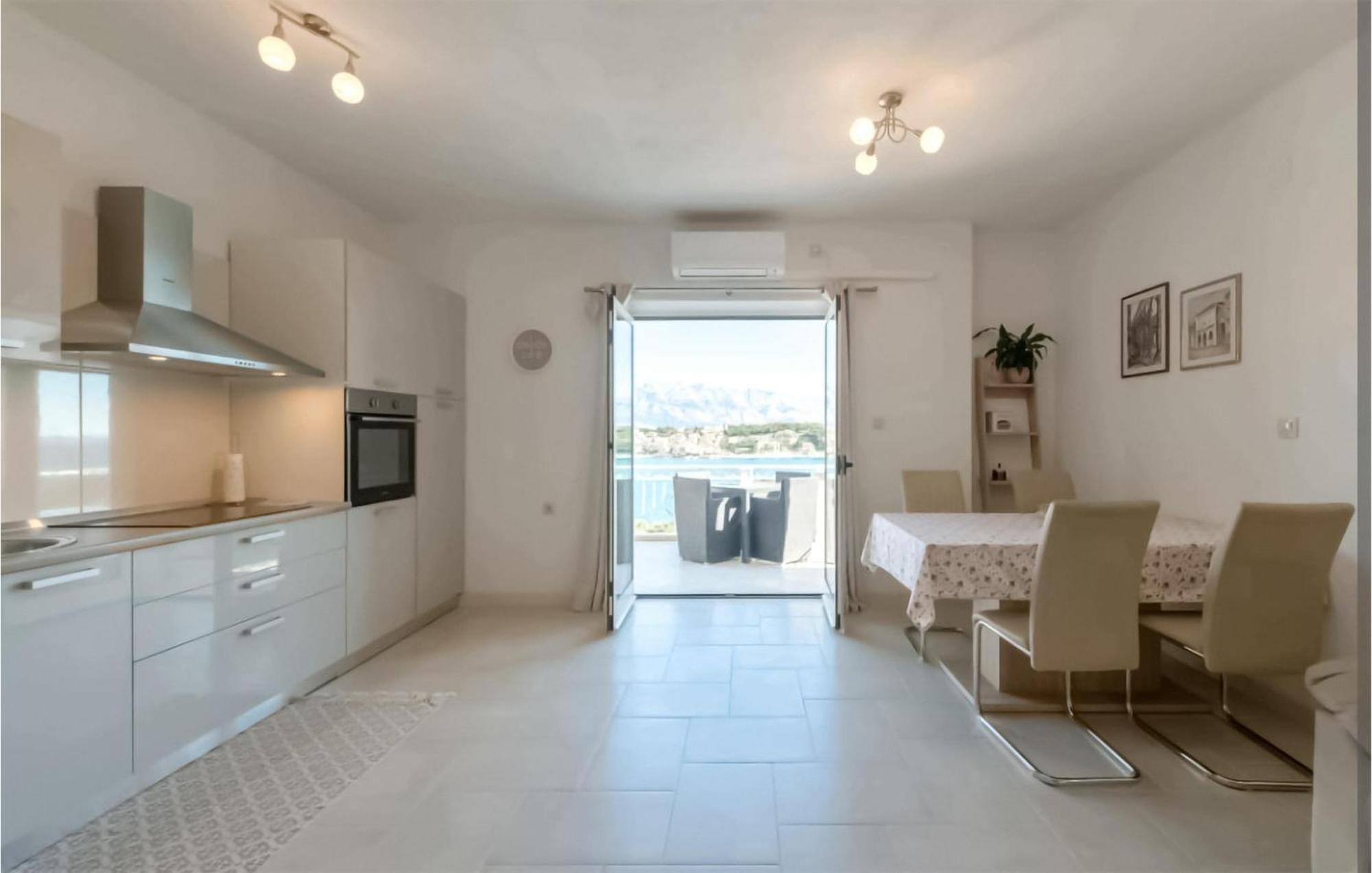 Amazing Apartment In Selca With Wifi Экстерьер фото