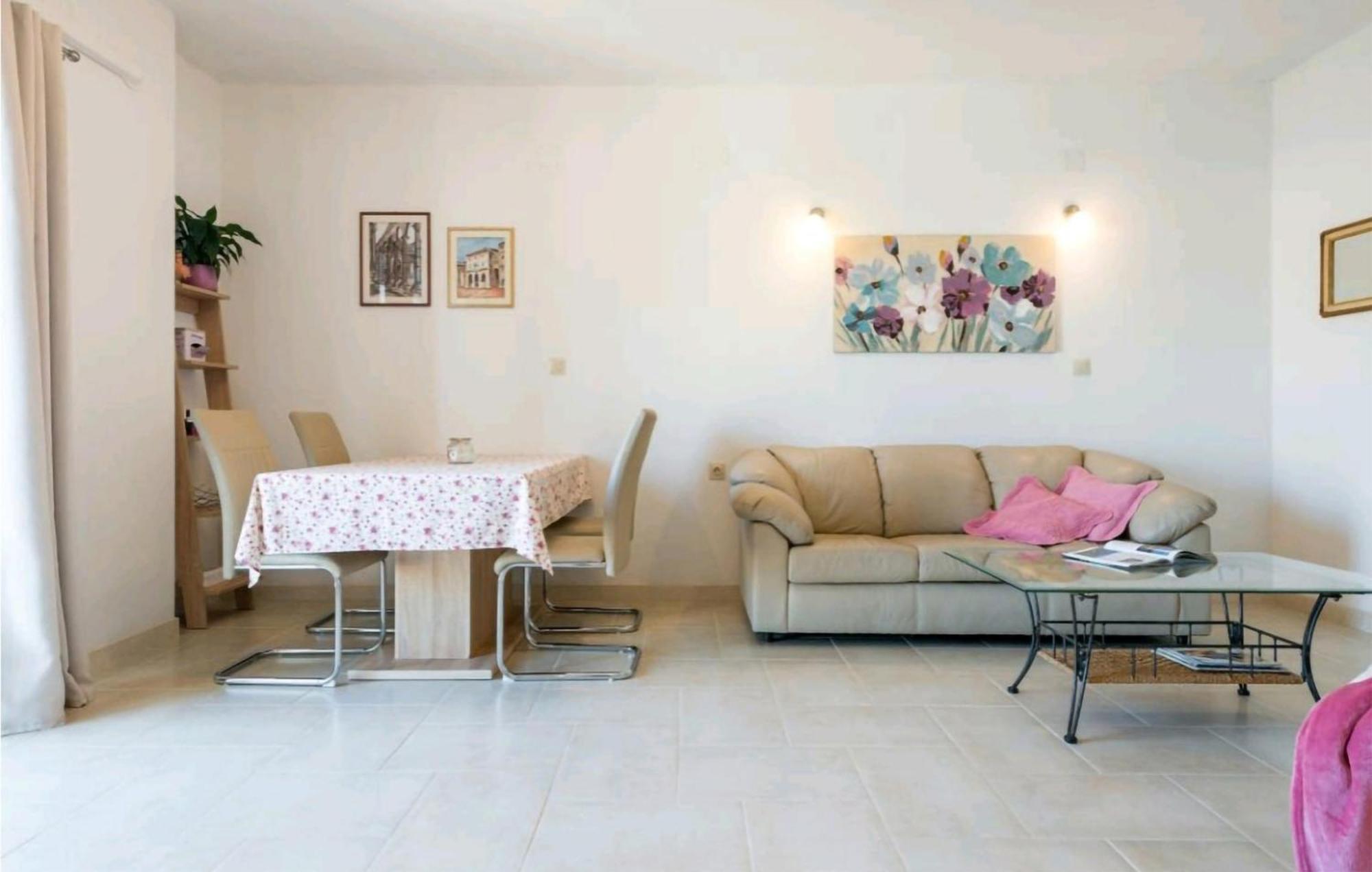 Amazing Apartment In Selca With Wifi Экстерьер фото